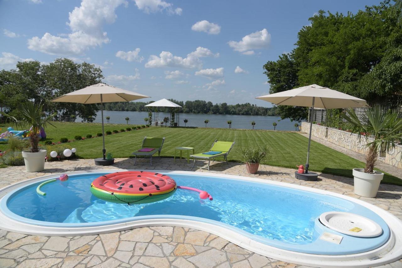 Vila Lily Villa Smederevo Exterior photo